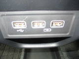 USB端子(充電機能有り)付き