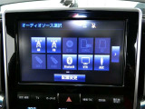 純正CD/AM/FMオーディオを装備です。Bluetooth装備ですのでスマホと通信で音楽が聴けます。