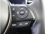 運転中でも手元で操作できます。