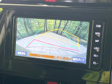 【バックカメラ】駐車時に後方がリアルタイム映像で確認できます。大型商業施設や立体駐車場での駐車時や、夜間のバック時に大活躍!運転スキルに関わらず、今や必須となった装備のひとつです!