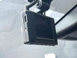 【ドライブレコーダー】ドライブレコーダー装備!走行中はもちろん、あおり運転や事故に遭遇した際、映像で記録し、万一のリスクに備えます。※記録用SDカードはお客様ご自身でご準備いただく必要があります。