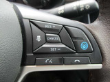 話題の運転支援装置プロパイロットが搭載されてます。アクセル、ブレーキ、ハンドルの操作をクルマがアシストしてくれます。
