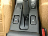 運転席・助手席シートヒーター