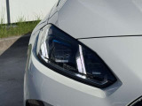 LEDヘッドライトで視界も良好です。見た目も恰好良いです。