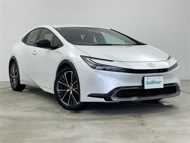 プリウス 2.0 Z E-Four 4WD 本革シート