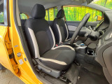 ドライバーによって運転しやすいポジションは異なり、あの車はどうなのか不安なこともありますよね。気になるお車は店頭で乗り込んでご確認いただけます♪