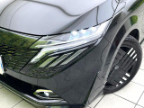 【LEDヘッドライト】悪天候や夜間走行時も良好な視界を確保し安心して運転できる高輝度LEDヘッドライトを装備!点灯速度が早く、消費電力も抑えられています。