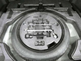 応急用のスペアタイヤが付属していますので万が一の時にも安心です