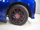 実車はアルミホイール組みの夏用タイヤを装着しています。
