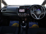 当社の車両は、オークションなどで高評価のお車を厳選して仕入れています。第三者鑑定やオークション評価4点以上にこだわっており、内外装共に状態の良いお車です。是非ご覧になってください。
