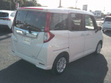 納車前に当社整備工場にてディーラー整備士が、12ヶ月点検又は車検整備を実施。安心してお乗り頂けます。