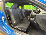 ドライバーによって運転しやすいポジションは異なり、あの車はどうなのか不安なこともありますよね。気になるお車は店頭で乗り込んでご確認いただけます♪