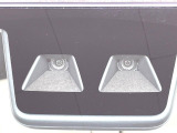 【スマートアシスト】走行中に前方の車両等を認識し、衝突しそうな時は警報とブレーキで衝突回避と被害軽減をアシスト。より安全にドライブをお楽しみいただけます。