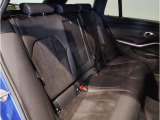 【エアバック】BMWのエアバックやその他の安全装備は、互いに補完しあう事で徹底した安全性を貫きます。万一の事故の際にそれぞれ最適な保護を提供してくれます!