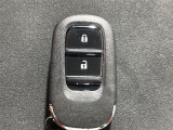 【スマートキー(エンジンスタートストップスイッチ)】スマートキー(電子キー)を持っていれば、スイッチを押すだけでエンジンをかけることができます!