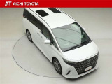 両側パワースライドドア付きだから、狭い駐車スペースなどでの乗り降りラクラク♪小さなお子さまのいるご家庭には嬉しい装備です。