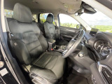 運転席シート廻りは使用感も少なく、良好な状態となっています。丁寧に使われていたことがよくわかりますね。