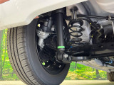 お車を安心してお乗りいただく為には、足回りの定期点検が欠かせません。サービスサポート(有償保証)では無料点検もご提供しており、安心のカーライフをお過ごしいただけるサポート体制が整っています。