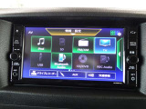 純正メモリーナビ(MJ320D-W)★CD・DVD再生★フルセグTV★Bluetoothオーディオ★ミュージックサーバー★ハンズフリー通話も可能です♪