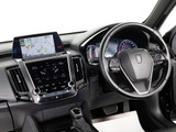 使いやすさや安全性を追求したステアリング周り!高級車ゆえにスイッチ類が多いのも特徴ですね!考え尽くされた配置ですぐに使いこなす事が出来ますのでご安心下さい!是非、体感してみて下さい!!