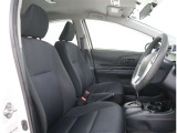 【フロントシート】運転しやすいドライバーズコックピット!ドライブが楽しくなります。