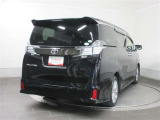 長崎トヨペット(株)テクノショップにて、車検整備、または12カ月定期点検整備後、納車します!モチロン整備費用は店頭価格に含まれます!!安心してお乗り出し頂けます!