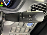 【オートライト(AUTO)】外の明るさをシステムが感知して、自動でヘッドライトが点灯します!ヘッドライトをつけ忘れを防ぐ便利機能です。
