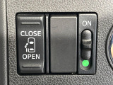 【パワースライドドア】スマートキーや運転席のスイッチでスライドドアの開閉が可能♪電動だから力を入れてドアを開ける必要が無く、小さいお子様でも、重い荷物を持っている時もラクに開け閉めできます♪