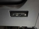 ETC車載器付きです。高速道路の料金所もスムーズに通過できます。※別途セットアップ費用が必要となります。