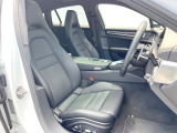 ●レザーシート:高級感漂うブラックレザーシートは、使用感も少なく良好なコンディションを保っております!その他、気になる箇所がございましたらお気軽にお問合せ下さい!