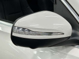 納車前整備は、メルセデスベンツ国際認定メカニックによる最新の検査ライン等の施設が充実した当社工場で入念に行います。メルセデス・ベンツの定める厳しい基準をクリアしたお車のみをご案内させて頂きます。