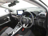 ■見通しのよいすっきりとした視界で、誰でも運転しやすいです。運転のしやすさは疲れにくさにも繋がりますよ♪