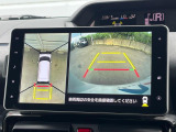 【パノラマモニター】専用のカメラにより、上から見下ろしたような視点で360度クルマの周囲を確認することができます☆死角部分も確認しやすく、狭い場所での切り返しや駐車もスムーズに行えます。