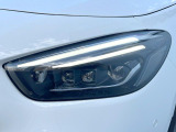 ●LEDヘッドライト:夜間走行時も良好な視界を確保し安心して運転できる高輝度LEDヘッドライトを装備!点灯速度が早く、消費電力も抑えられています。