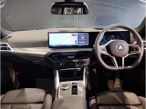 アウトバーンでの走行を見据えたBMWのブレーキシステムはもしもの時にもいち早くマシンを停止してくれます。