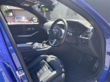 3シリーズセダン 320d Mスポーツ 4WD 本革シート