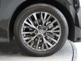 R6年式夏タイヤ225/55R19ダンロップ製です。