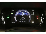 マルチインフォメーションディスプレイ付きのメーターです!エコ運転へ導く多彩な情報を表示してくれます。