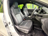 運転席シート廻りは使用感も少なく、良好な状態となっています。丁寧に使われていたことがよくわかりますね。