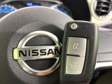 【キーレス】少し離れた場所からでもボタン一つでドアの開錠・施錠ができるのでとっても便利!ドアの鍵穴周りに傷をつけることもありません♪