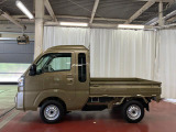 【スマートアシスト搭載車】 衝突回避支援ブレーキ機能(対車両・歩行者)、衝突警報機能(対車両・対歩行者)、誤発信抑制制御機能などの機能で安全な運転をサポートします。