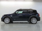MINIオーナーのために設計されたオリジナルのMINI自動車保険がございます。車のことは全ておまかせください。