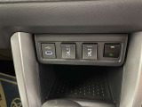 運転席・助手席シートヒーター付き♪お尻や腰回りを温めてくれますよ(^^♪