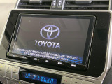 【純正9型ナビ】人気の純正ナビを装備しております。ナビの使いやすさはもちろん、オーディオ機能も充実!キャンプや旅行はもちろん、通勤や買い物など普段のドライブも楽しくなるは