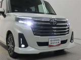 高輝度で点灯速度が速く、しかも消費電力の少ないLEDヘッドライトが装備されています!LEDの明るい光が走行中の視界の確保をサポートして、夜のドライブがより楽しく安全に運転できます♪