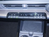 ナノイーX内蔵オートエアコン/両席フロントシートヒーター&ベンチレーター