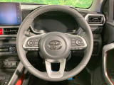 【純正革巻きステアリング】上質な革を使用することで、手にしっかり馴染みとても運転しやすいハンドルです♪