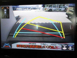 バックモニターで、後方を確認しながら安心して駐車することができます。運転初心者も熟練者も必須の機能です!