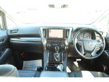 すっきりとした運転席回り☆