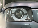 LEDヘッドライトは、点灯の瞬間から最大光量を発揮し、突然暗くなるトンネルなどでの安定感を高めます。